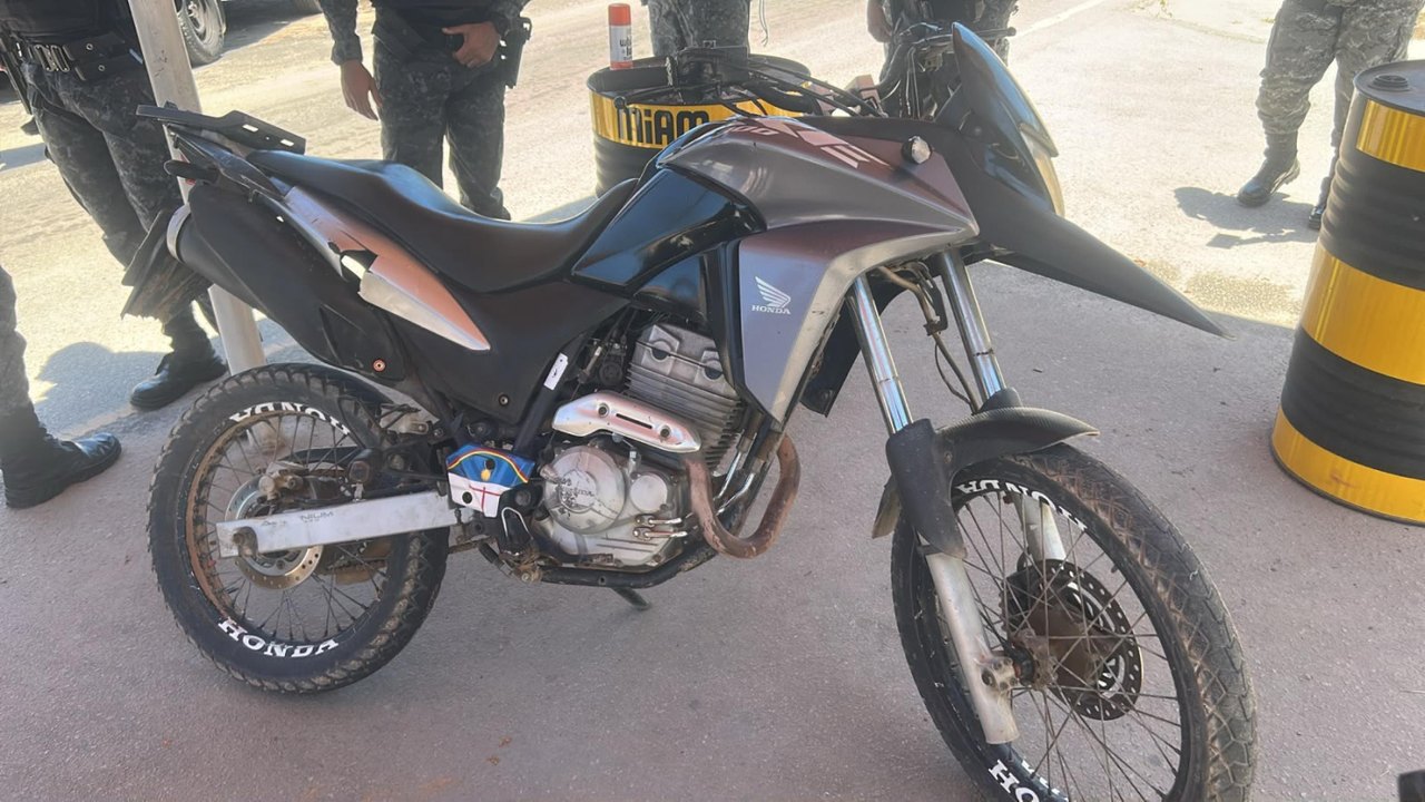 Operação Protetor das Divisas apreende motocicleta adulterada em Maragogi
