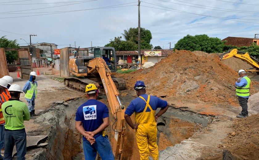 Após trégua das chuvas, equipes do Revitaliza Maceió voltam às obras na parte alta da cidade