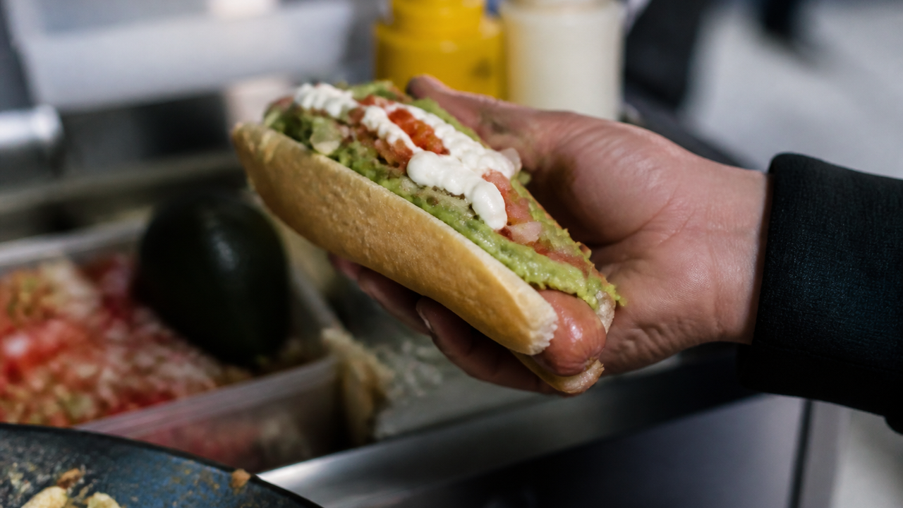 No Chile, cachorro-quente mais querido enfrenta crise econômica