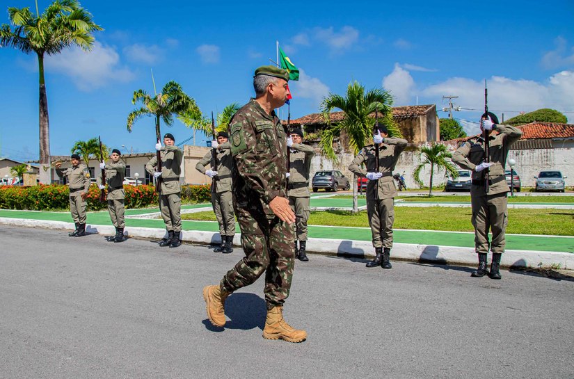 PM recebe visita técnica do comandante da 10ª Brigada de Infantaria Motorizada do Exército