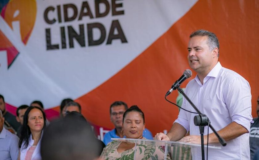 Governador inaugura obras do Minha Cidade e entrega equipamentos do fortalece AL em Japaratinga