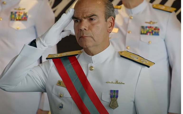 Comandante da Marinha nega mobilização de tropas para golpe