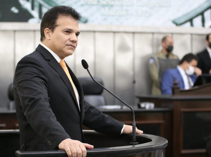 Ricardo Nezinho apresenta sugestão ao Governo para construção do Hospital do Idoso