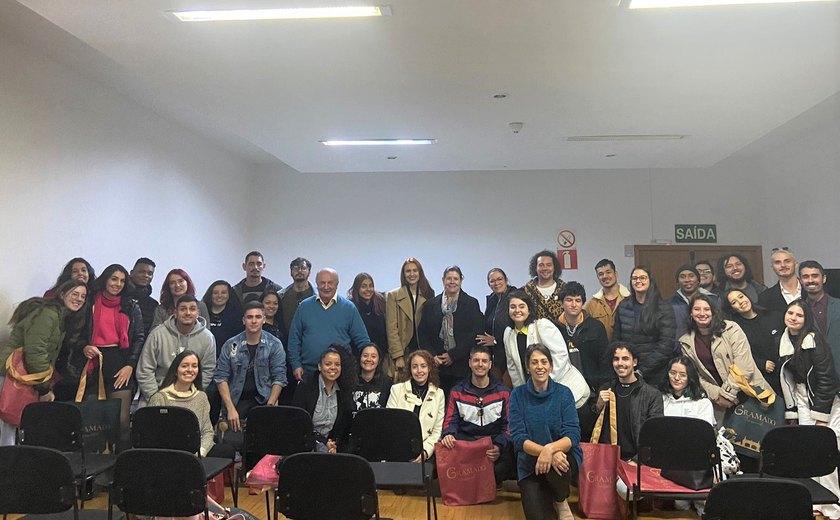 Secretaria de Turismo recebe alunos da Universidade Federal de Santa Maria