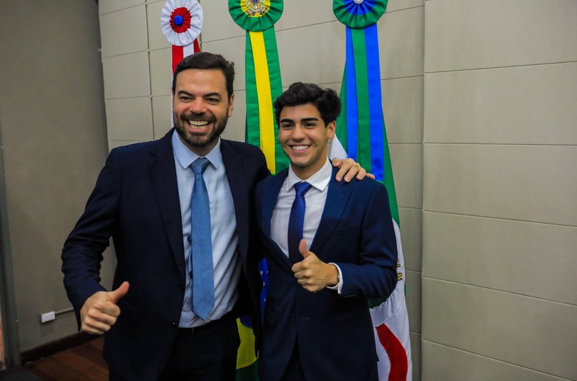 Ao tomar posse, Gerônimo Barbosa reforça compromisso de ampliar o trabalho de Silvania em favor de quem mais precisa