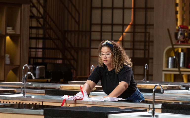 Vitória faz sobremesa polêmica com vinagre de caju e é eliminada do “MasterChef Brasil”