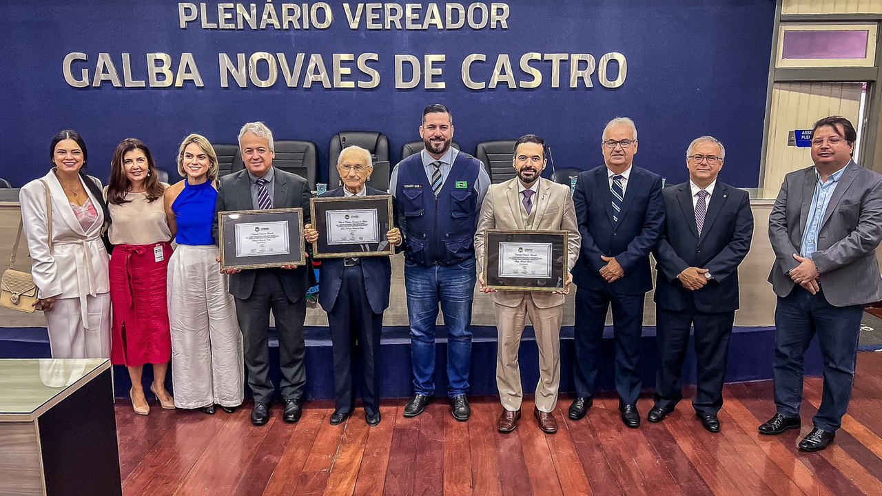 Câmara Municipal de Maceió entrega título de cidadão honorário a Dom Henrique Soares da Costa (in memoriam)