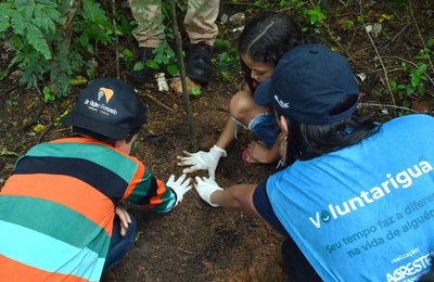 Conexão Voluntariguá da Agreste Saneamento leva educação ambiental e ações de acolhimento às comunidades da região