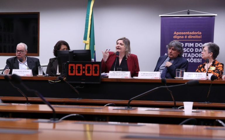 Sindicatos criticam incidência de contribuição de inativos sobre valores acima do mínimo