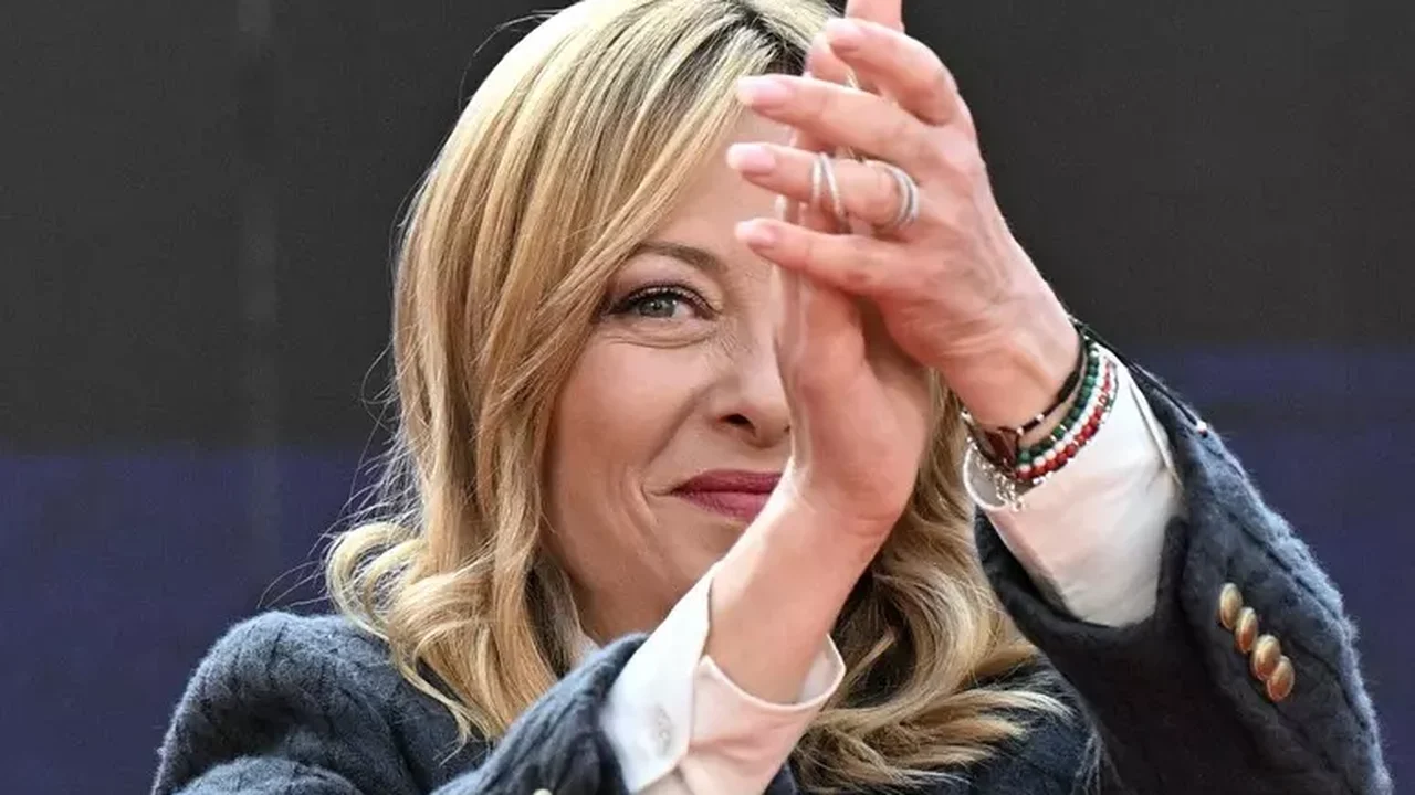 Meloni parabeniza Kast e diz que relação entre Itália e Chile se fortalecerá
