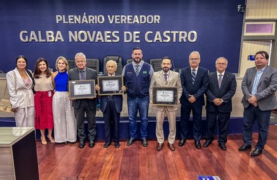 Câmara Municipal de Maceió entrega título de cidadão honorário a Dom Henrique Soares da Costa