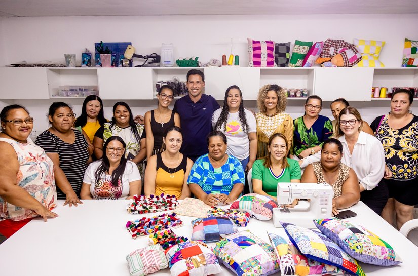 Rodrigo Cunha visita Projeto Brejal, que promove inclusão social de crianças, adolescentes e mulheres