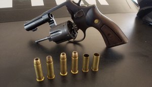 arma utilizada na ação