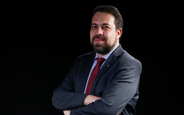 Em 'debate com o povo', Boulos diz que virada ocorrerá nas últimas 48 horas