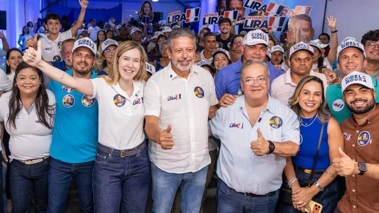 Força de Arthur Lira rumo ao Senado mobiliza a população de Paripueira com Abrahão, Cibele Moura e apoio total do Litoral Norte