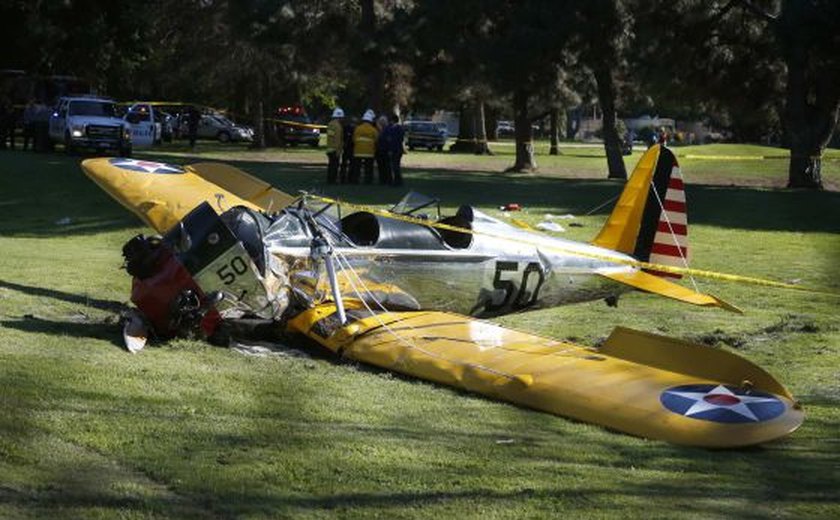 Harrison Ford fica ferido depois de um acidente de avião