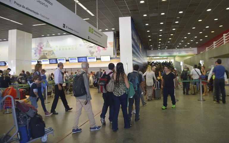 Anac faz operação em aeroportos com maior fluxo em 15 estados