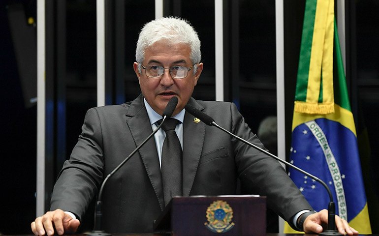 Pontes pede que governo disponibilize vacina contra dengue