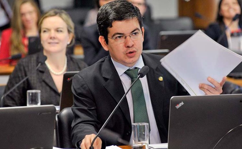 Novo relator do projeto do abuso de autoridade, Requião nega prejuízos à Lava Jato