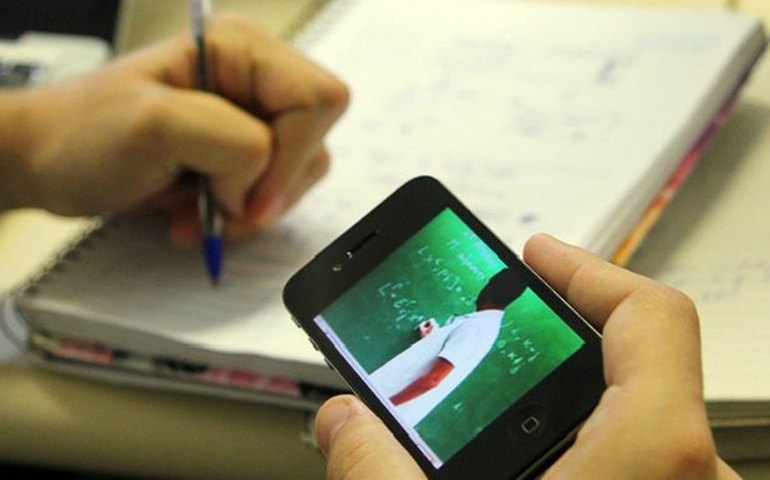 Estudantes do ensino superior terão acesso à internet