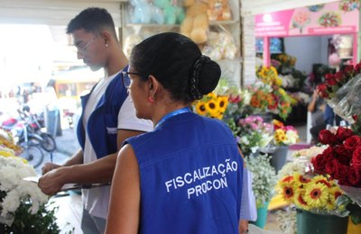 Procon Alagoas divulga pesquisa de preços para o Dia de Finados