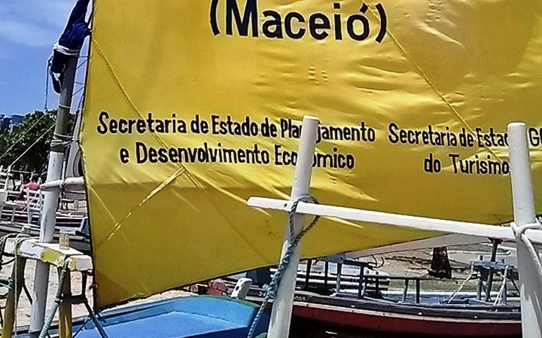 Campanha em jangadas divulga destinos turísticos de Alagoas