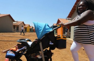 Projeto prorroga licença-maternidade até o fim da pandemia por conta do covid-19 
