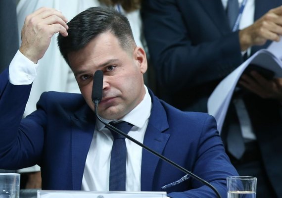 Moraes autoriza Silvinei Vasques, ex-PRF, a fazer 'repescagem' da prova da OAB com escolta policial