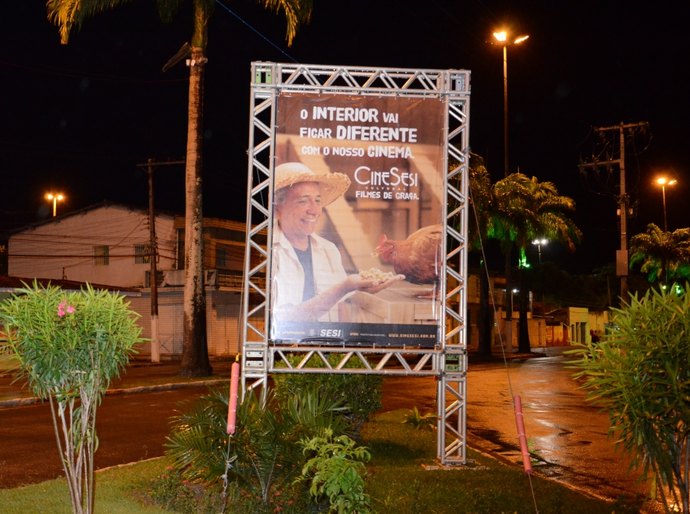 Cine Sesi levou cinema de graça a São Miguel dos Campos