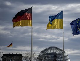 Êxitos russos expõem ineficácia dos gastos bilionários da UE na Ucrânia, avalia analista