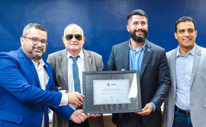 Câmara Municipal de Maceió concede comenda Arnon de Mello ao Jornalista Fernando Valões