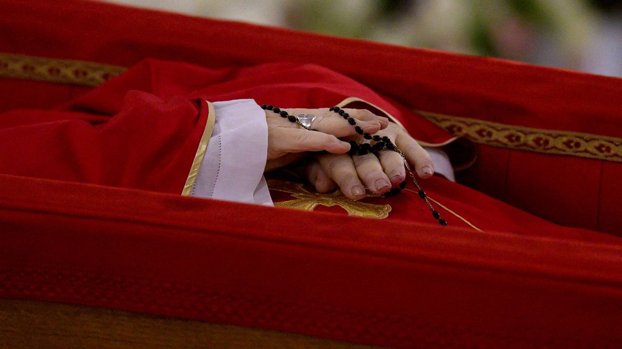 Morte do papa Francisco: “Tudo aconteceu muito rápido”, diz Vaticano