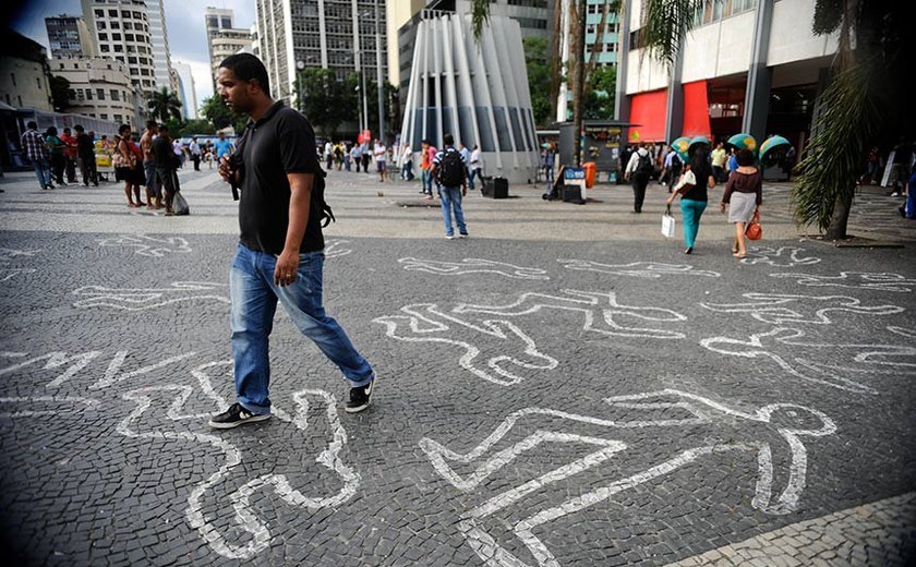 CDH faz audiência pública sobre assassinatos de jovens no Brasil