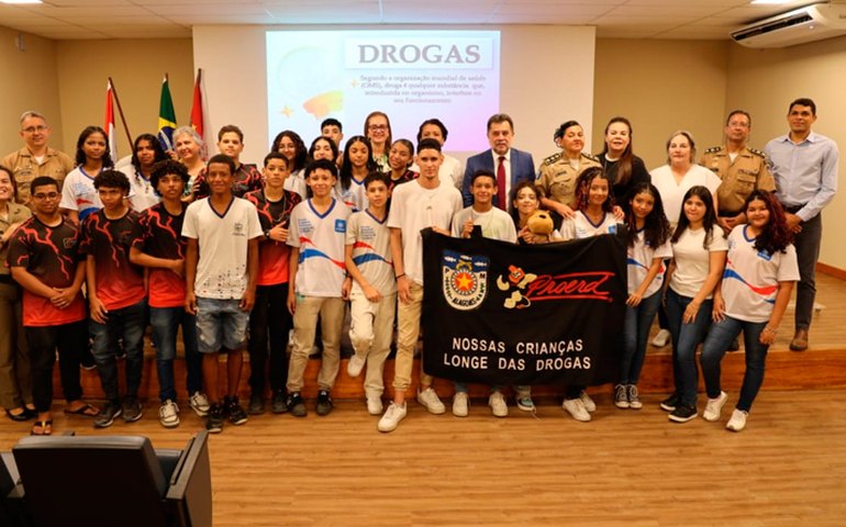 MPAL e Proerd promovem palestra sobre o combate às drogas a estudantes da rede pública de ensino