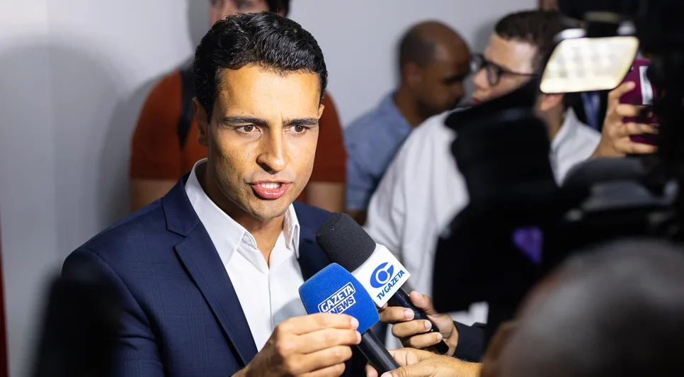 Em debate, JHC citou PL sobre Fundo Garantidor de Créditos e relembrou inquérito do Postalis contra Renan Calheiros