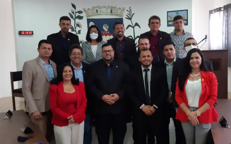 Emílio Ferro é reeleito presidente da Câmara de Vereadores de Minador