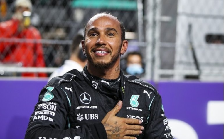 Hamilton desafia proibição de declarações políticas na F-1: ‘Nada vai me parar’