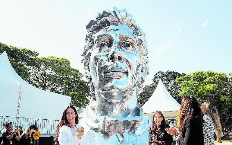 Busto de Senna e circuito interativo serão inaugurados no Autódromo de Interlagos