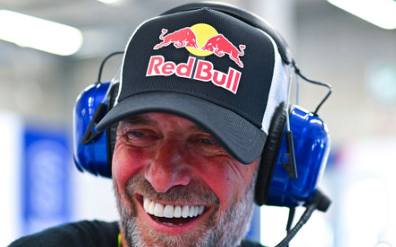 Klopp abre brecha para possível retorno ao Liverpool: 'Em teoria, é possível'