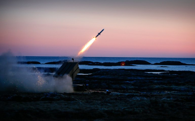 Dinamarca reativa defesa aérea com compra de sistemas e leasing de equipamento norueguês