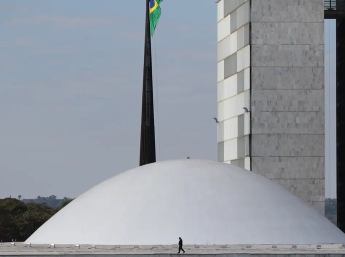 Senado aprova regras para reduzir emissão de gases de efeito estufa