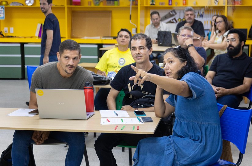 Professores da Rede Estadual vivenciam a Educação Híbrida em formação promovida pela Seduc e o MEC