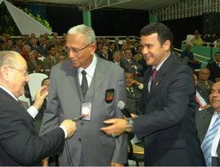No encerramento do culto, homenagem para o pastor José Neco