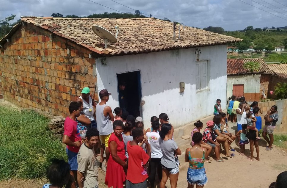 criança encontrada morta e estuprada Santa 