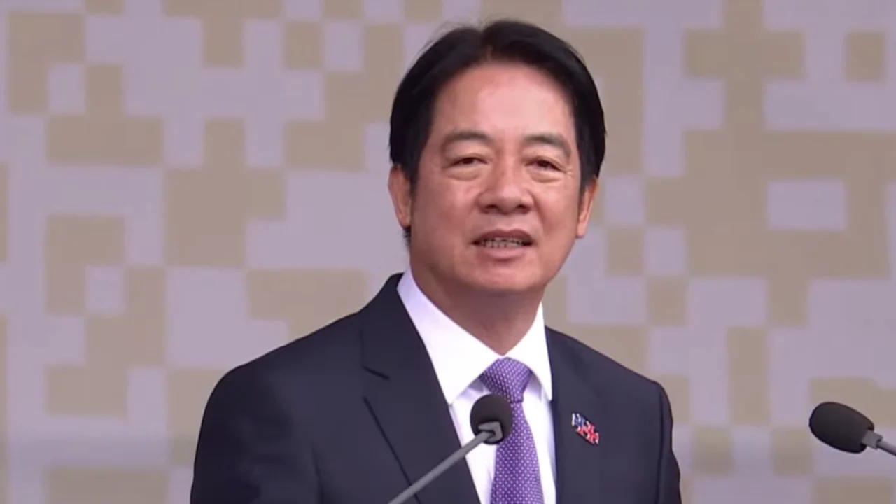 Presidente de Taiwan promete aumentar orçamento de defesa conforme ameaças chinesas crescem