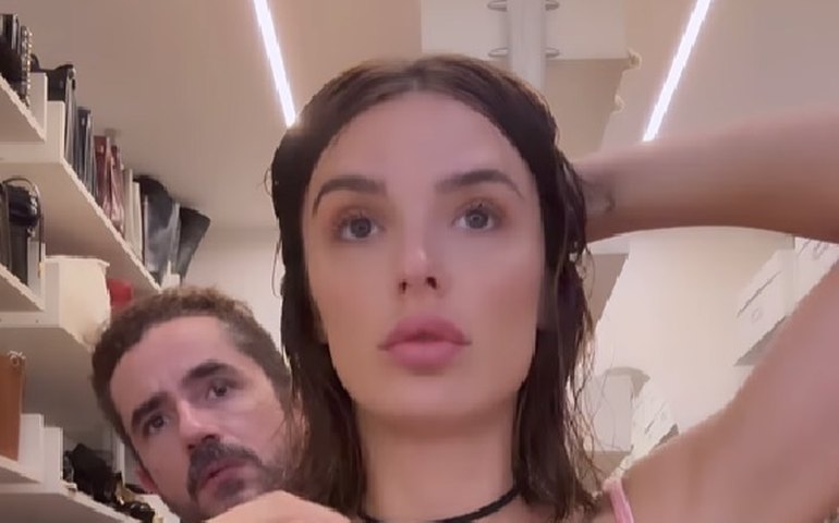 Felipe Andreoli corta cabelo de Rafa Brites: 'Andreoli's hair'