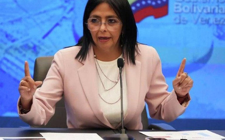 Delcy Rodríguez toma posse como presidente interina da Venezuela