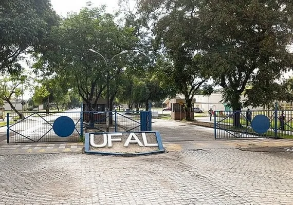Ufal enfrenta risco de corte de energia por dívida superior a R$ 3 milhões