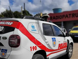 PM deflagra operação e prende dois suspeitos durante cumprimento de mandados em Arapiraca