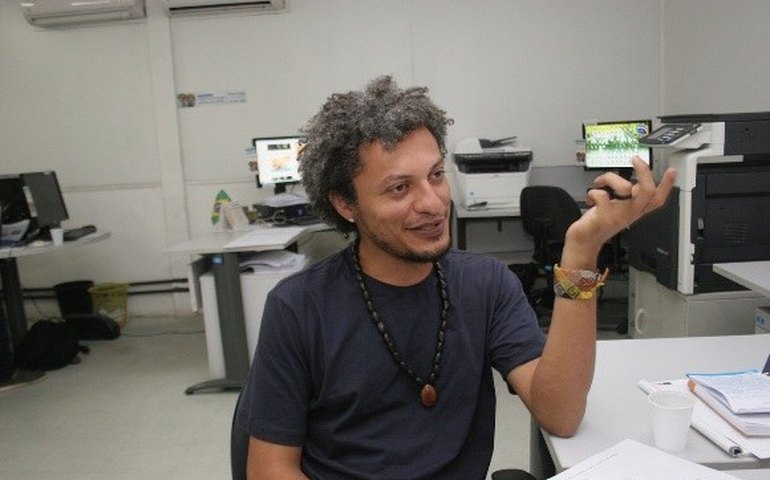 Professor da rede pública estadual representará Alagoas na Feira do Livro do Amapá